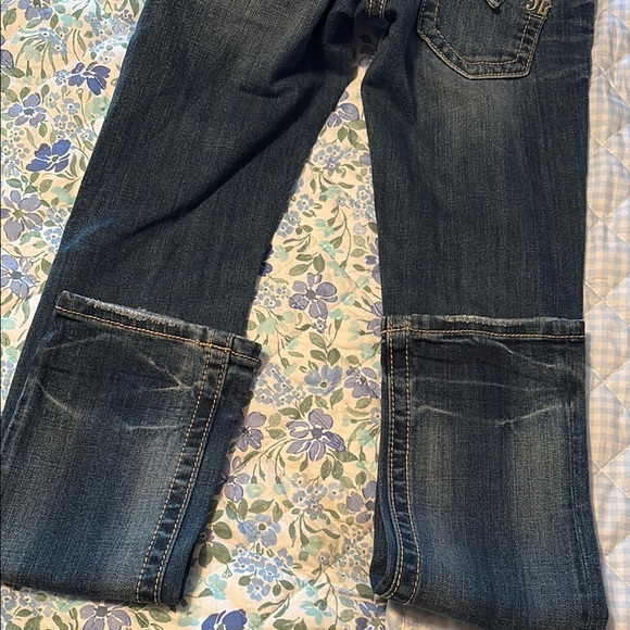 Women's Blue Miss Me Jeans - Picture 10 of 10